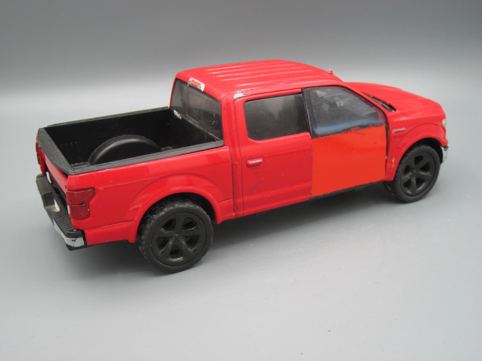 Motor Max   Ford F-150 Crew Cab 2019 Red