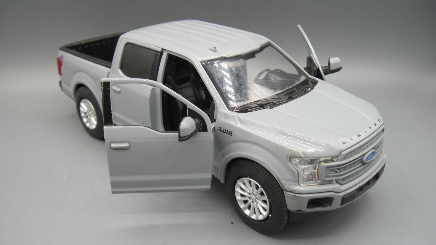 Motor Max   Ford F-150 Crew Cab 2019 Grey