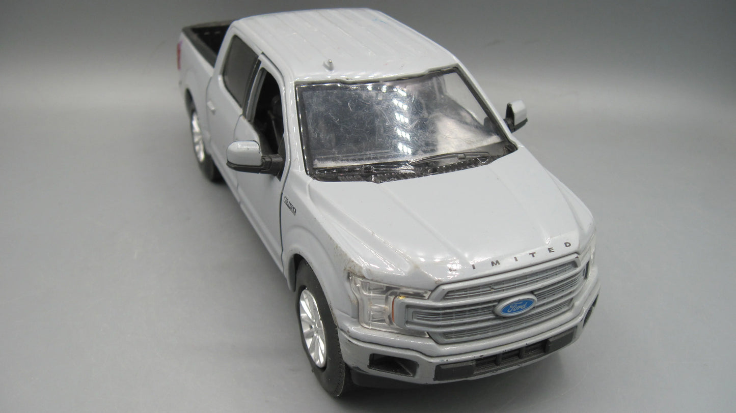 Motor Max   Ford F-150 Crew Cab 2019 Grey