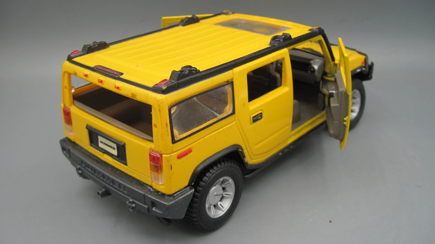 Maisto   Hummer H2  Yellow