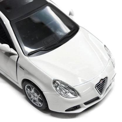 Bburago   Alfa Romeo  Giulietta  White 