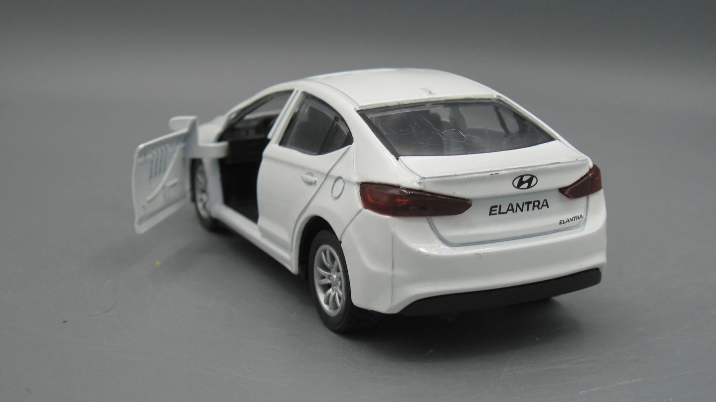 Hyundai Elantra  White