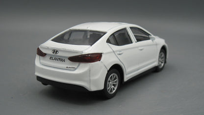 Hyundai Elantra  White