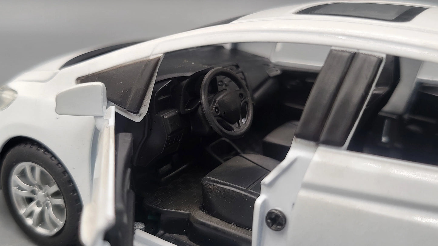 CHE ZHI   Honda Fit  White