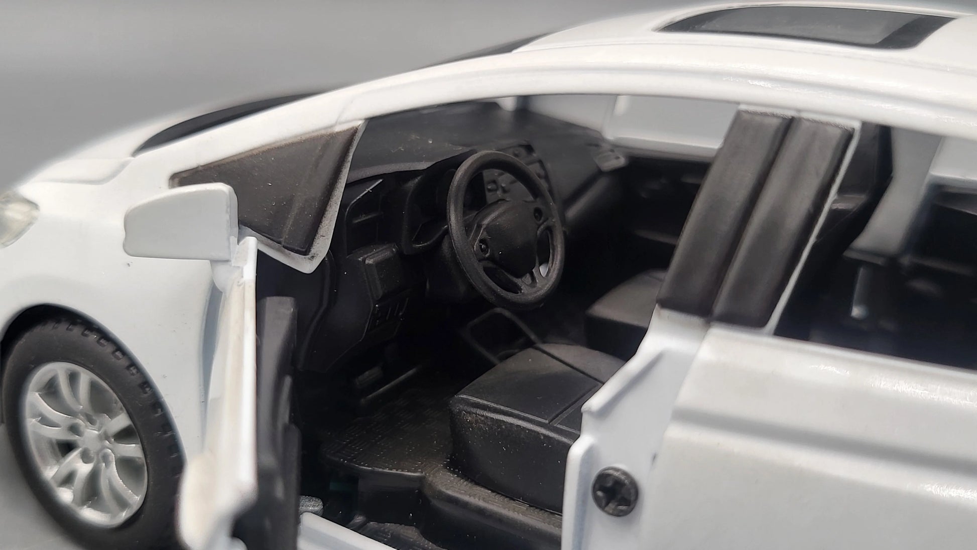 CHE ZHI   Honda Fit  White