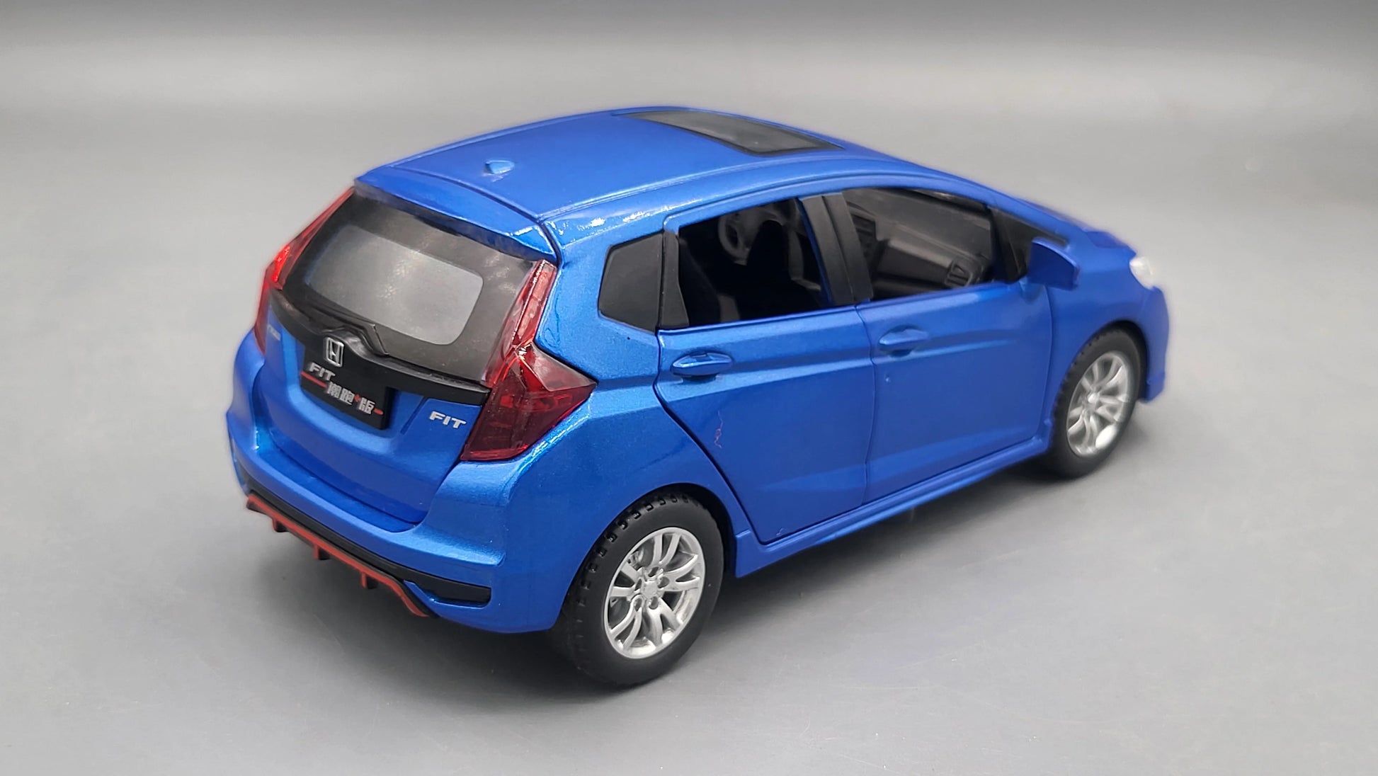 CHE ZHI   Honda Fit  Blue