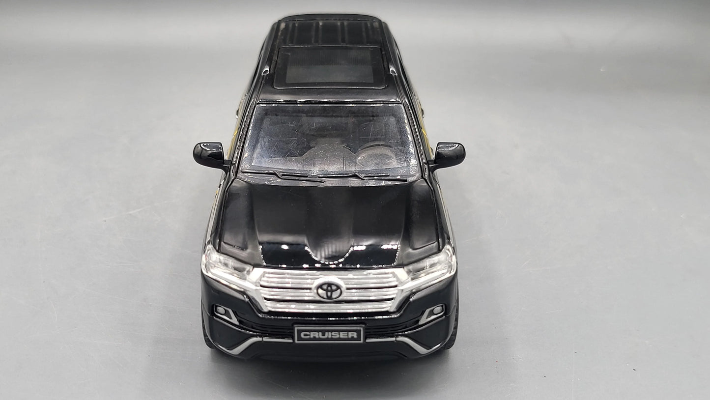 CHE ZHI   Toyota Land Cruiser V8  Black