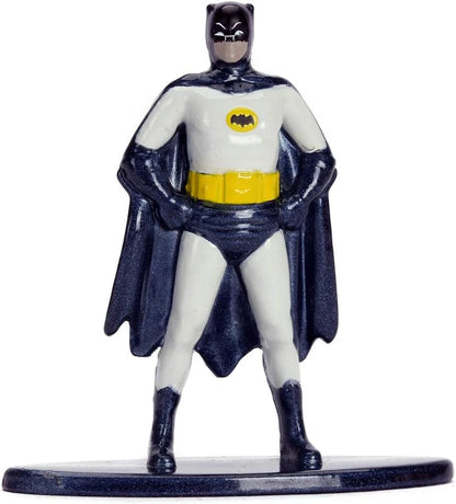 Jada    Classic TV Series Batmobile & Batman (Includes figure)  Black Batman Returns