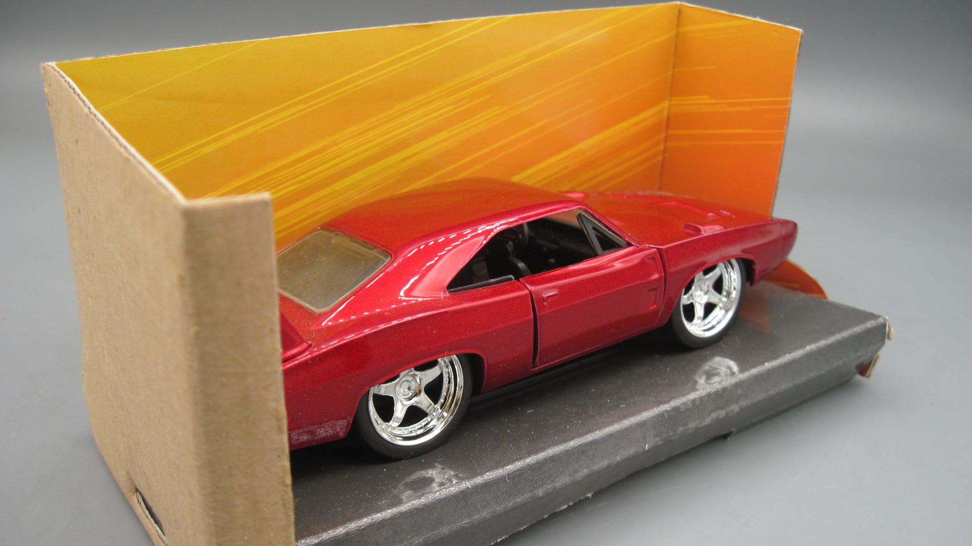 Jada   Dodge Charger Daytona 1969 Red Fast & Furious