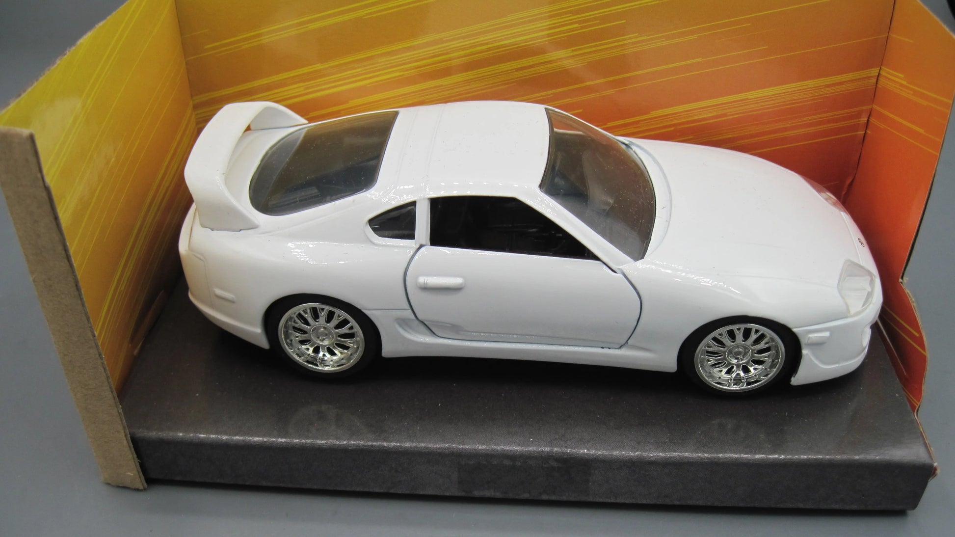 Jada   Toyota Supra MK-4 1995 White Fast & Furious