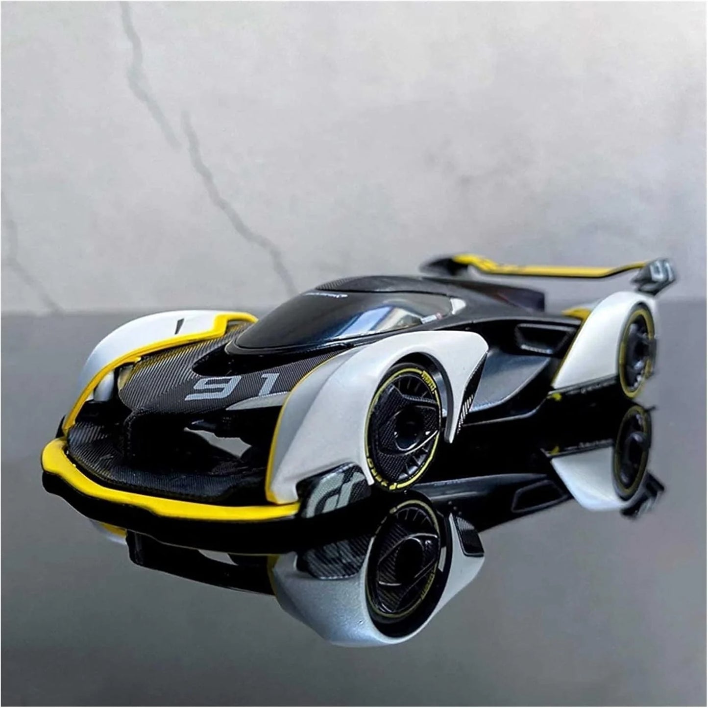 Maisto  Maisto Design Mclaren Future Gran Turismo  Black