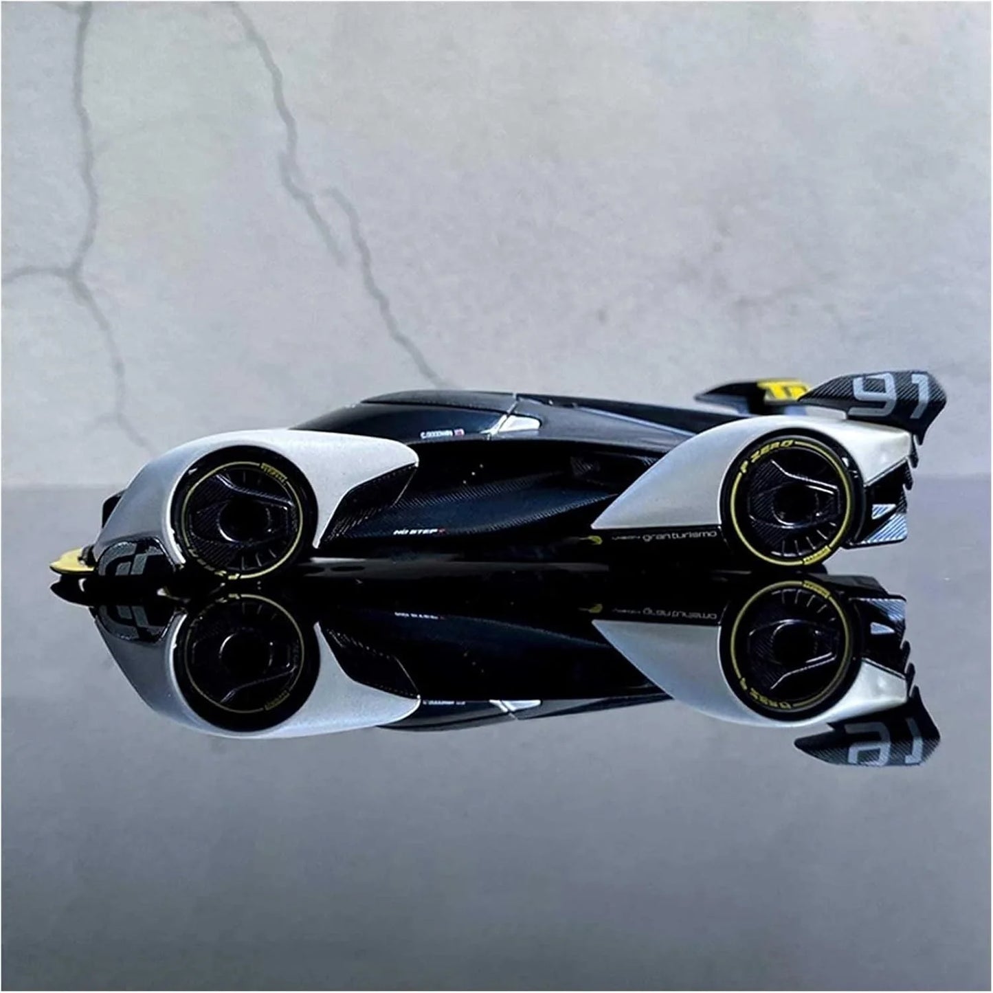 Maisto  Maisto Design Mclaren Future Gran Turismo  Black