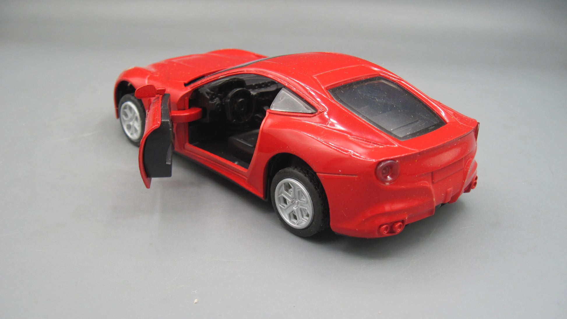 QHT Car   Nissan GT-R (Replica)  Red