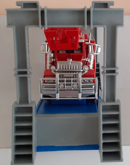 Shuang Di Toys    Fire Truck  Red