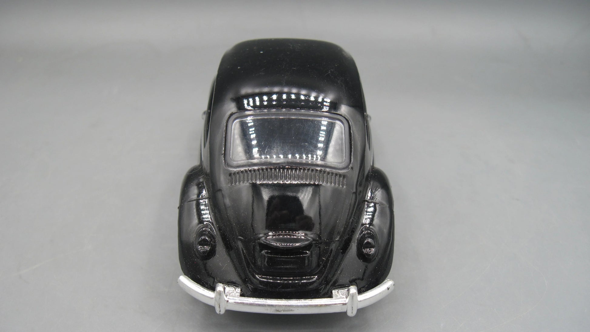 Tian Du   Volkswagen Inspiration: Classic Beetle 1967 Black Replica