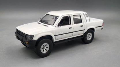 Toyota Hilux  White