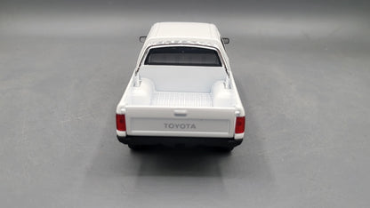 Toyota Hilux  White
