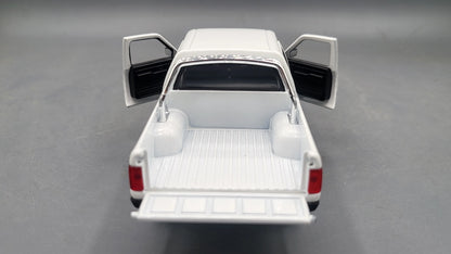 Toyota Hilux  White