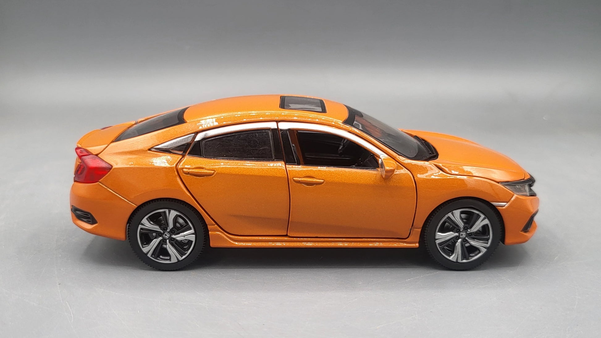 Honda Civic Gen X  Orange