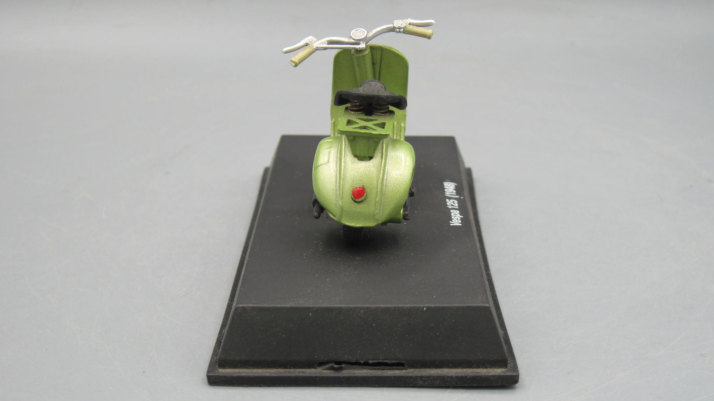 New-Ray   Vespa 125 1948 Green