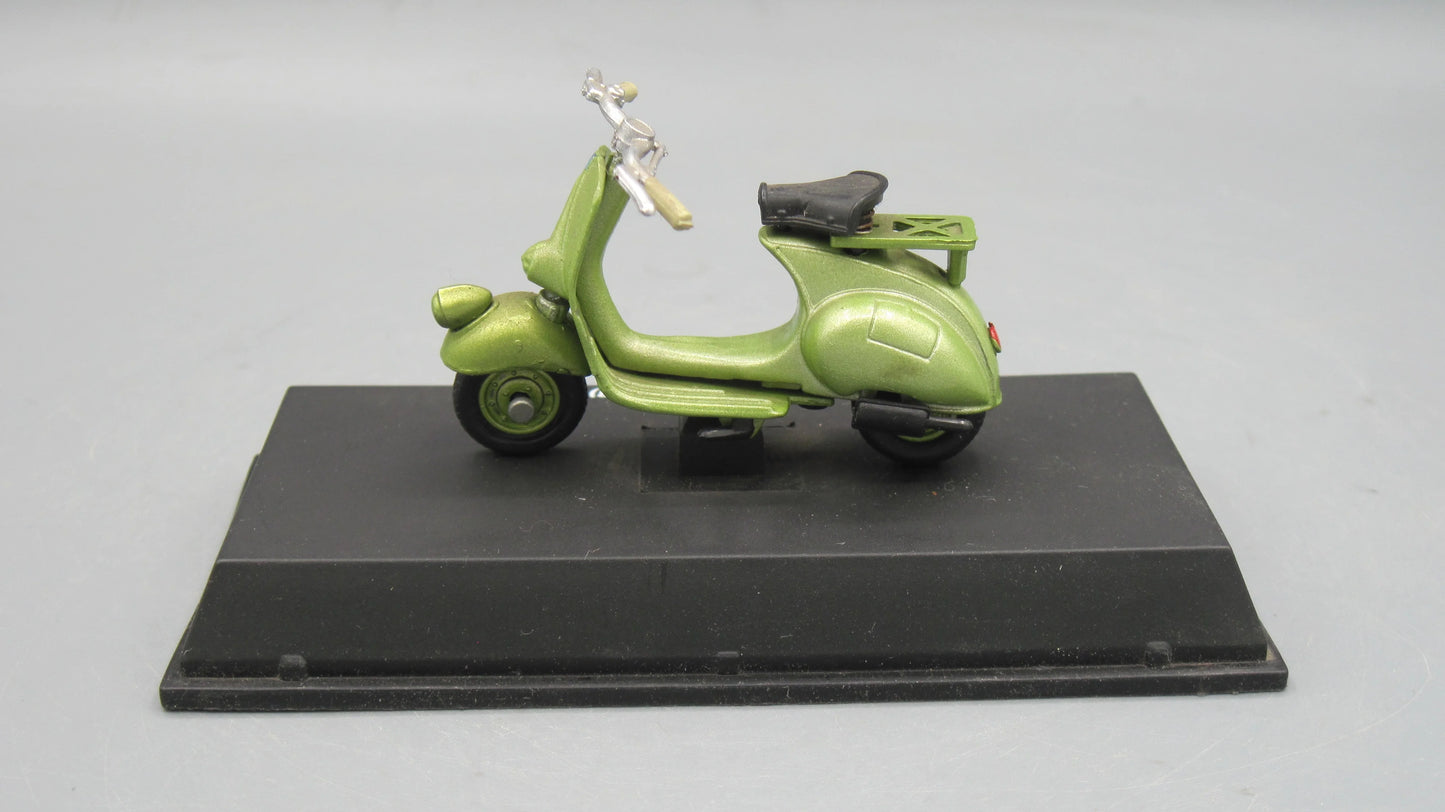 New-Ray   Vespa 125 1948 Green
