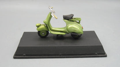 New-Ray   Vespa 125 1948 Green