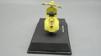 New-Ray   Vespa 125 1960 Yellow