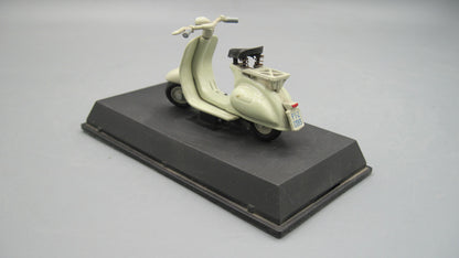 New-Ray   Vespa 125 U 1953 Grey
