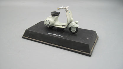 New-Ray   Vespa 98 1946 White