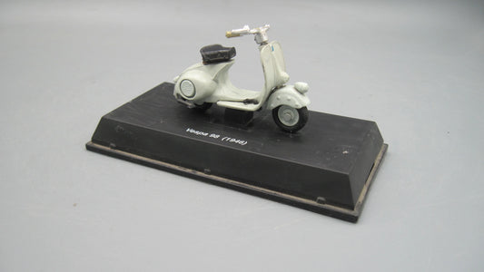 New-Ray   Vespa 98 1946 White