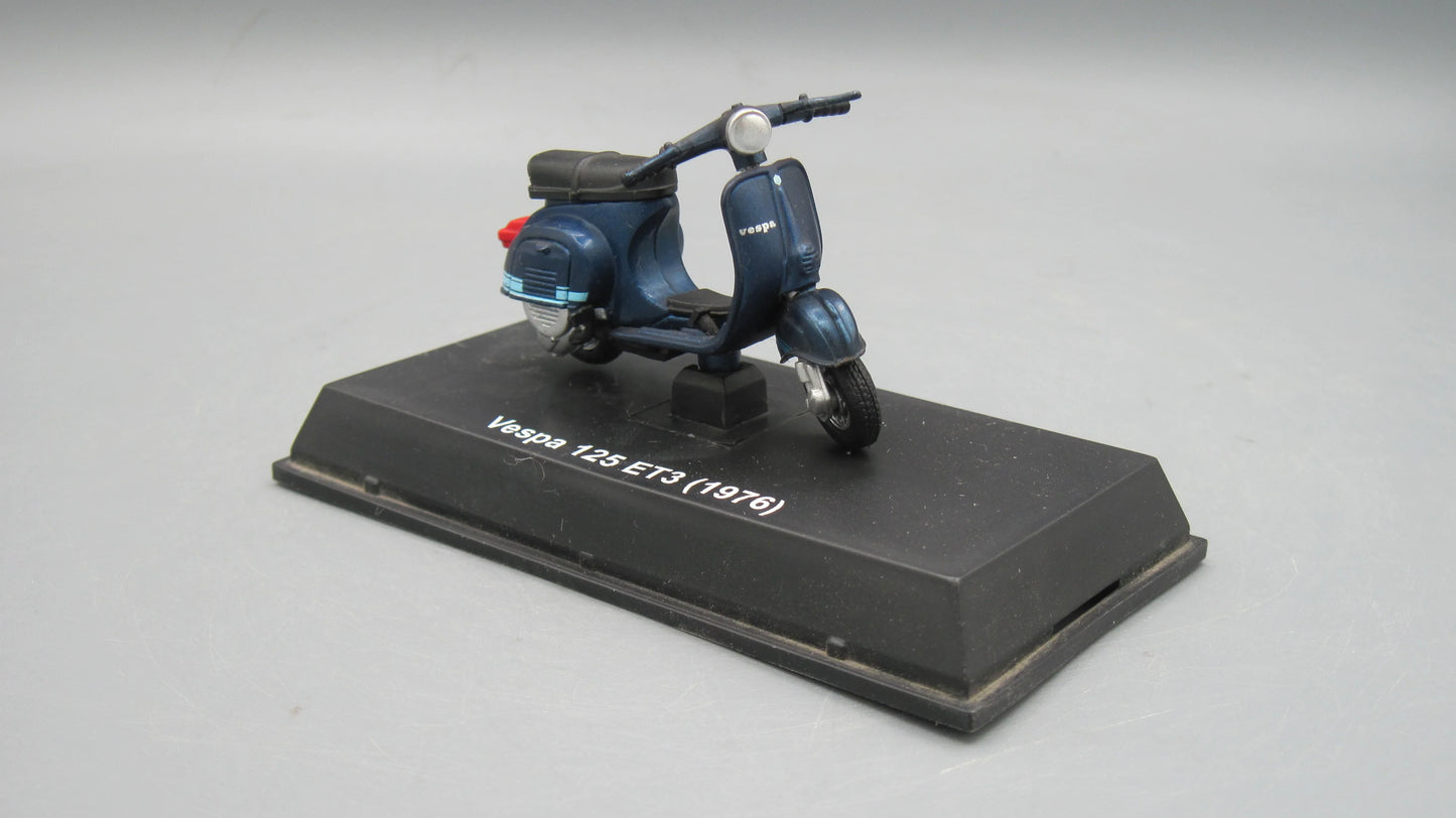 New-Ray   Vespa 125 ET3 1976 Blue