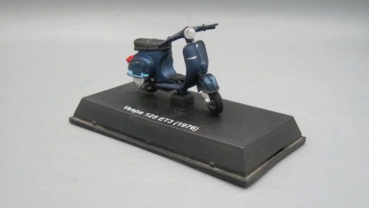 New-Ray   Vespa 125 ET3 1976 Blue