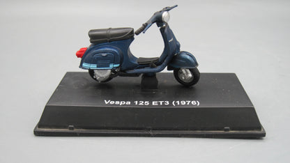 New-Ray   Vespa 125 ET3 1976 Blue