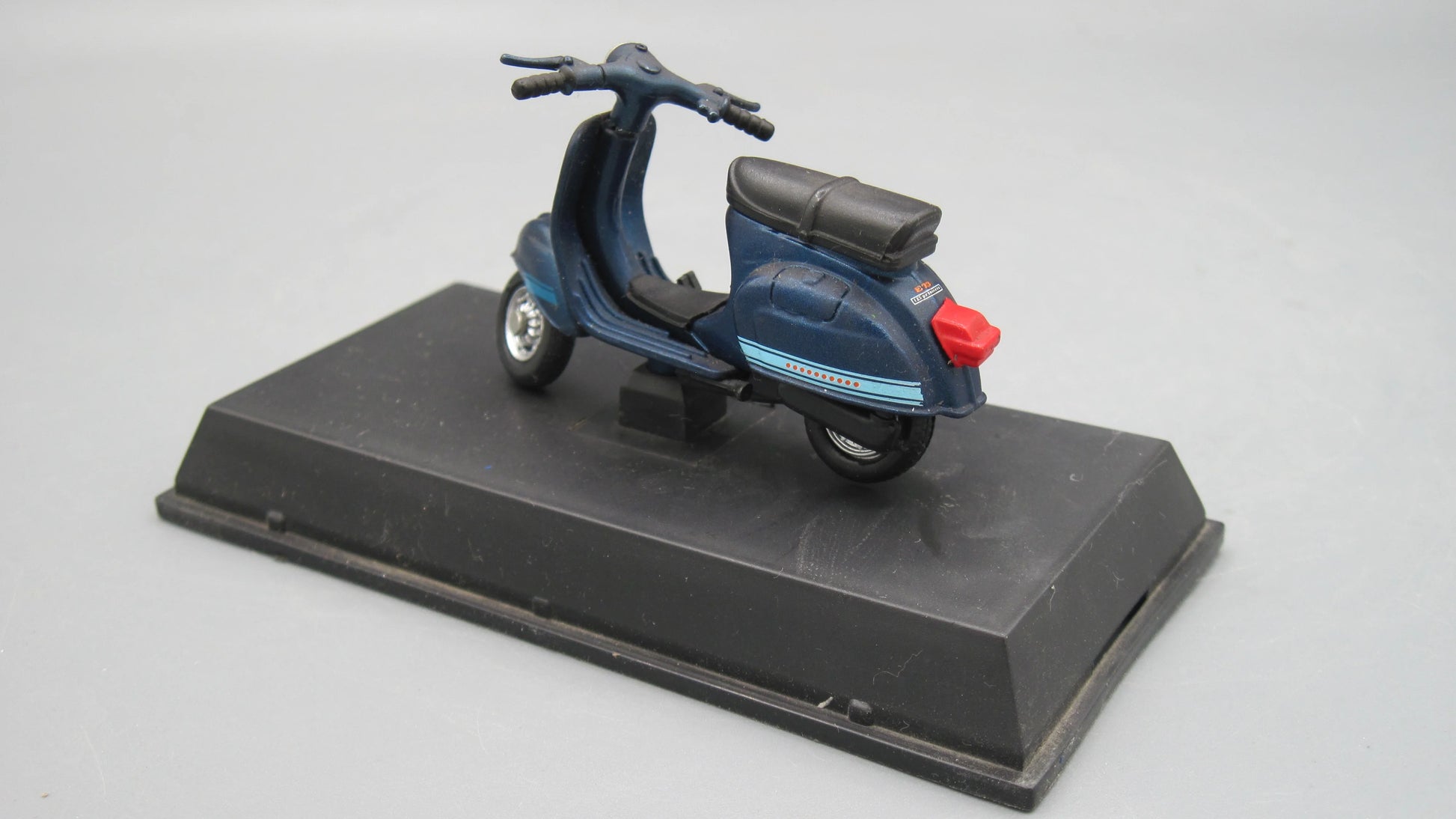 New-Ray   Vespa 125 ET3 1976 Blue