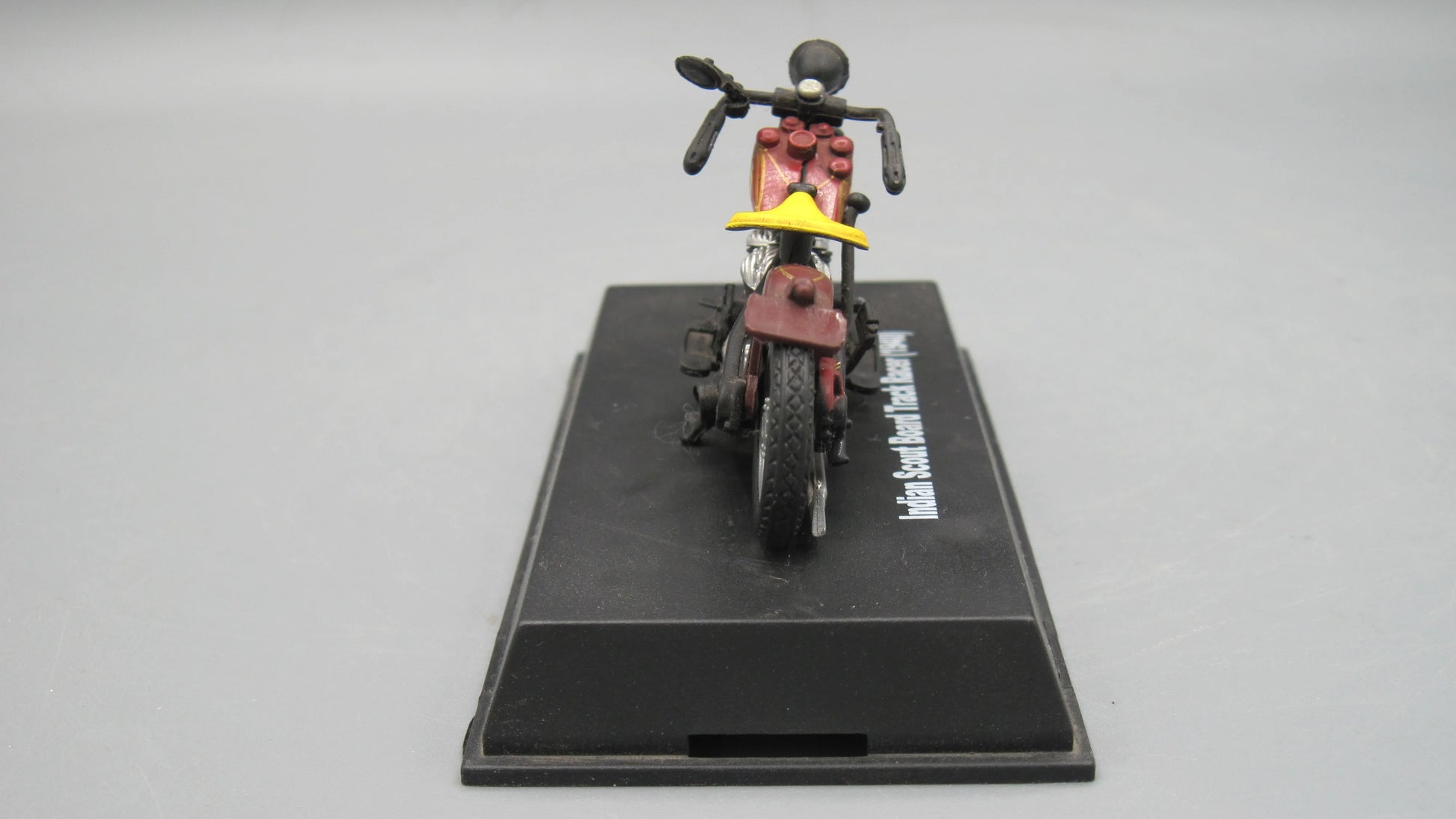 New-Ray   Indian Scout Board Track Racer 1940 Maroon