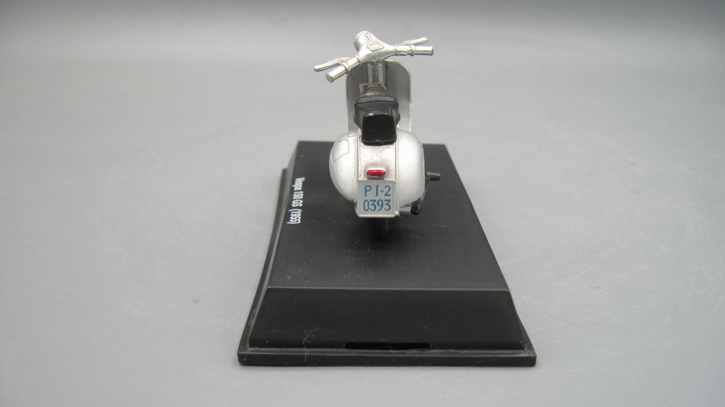 New-Ray   Vespa 150 GS 1955 Silver