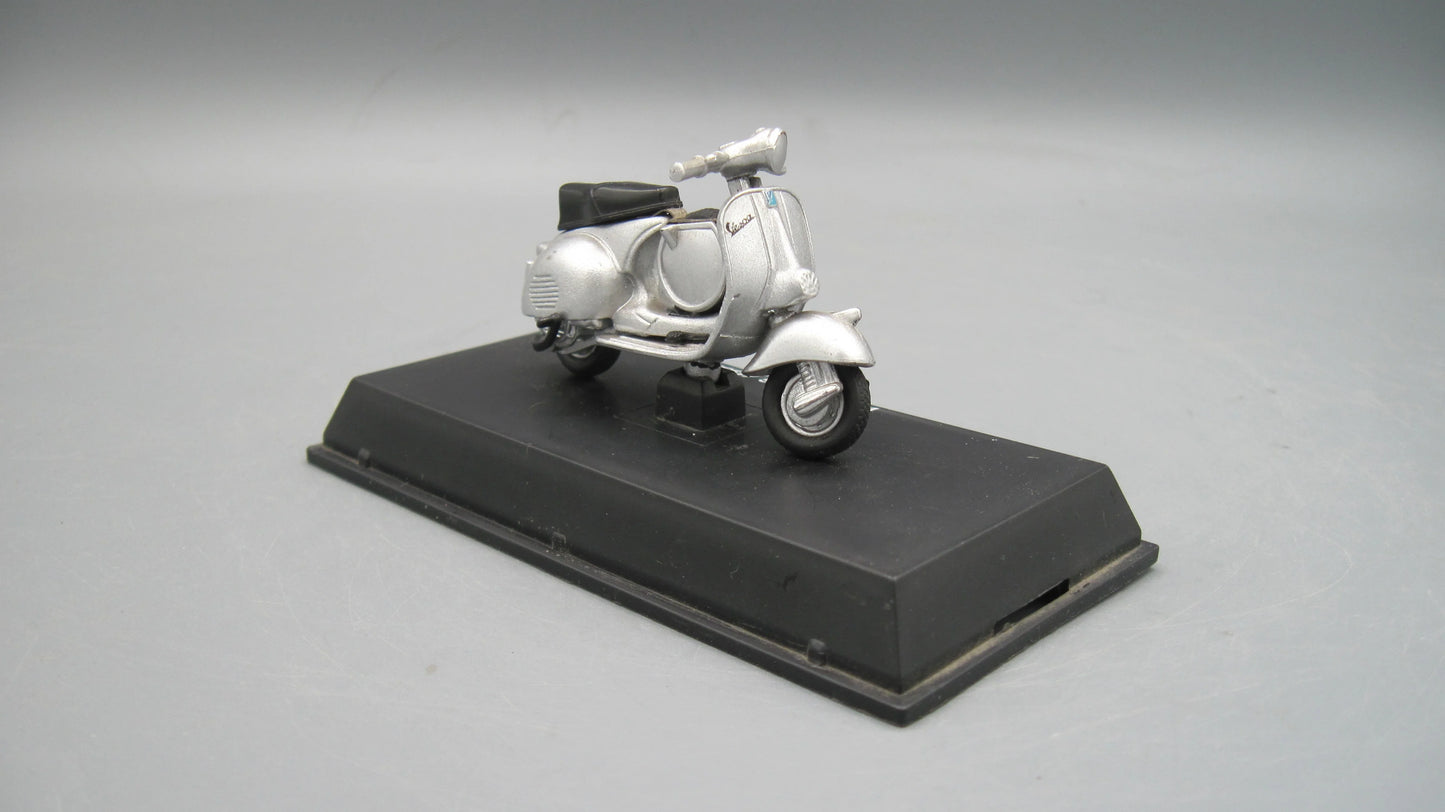 New-Ray   Vespa 150 GS 1955 Silver