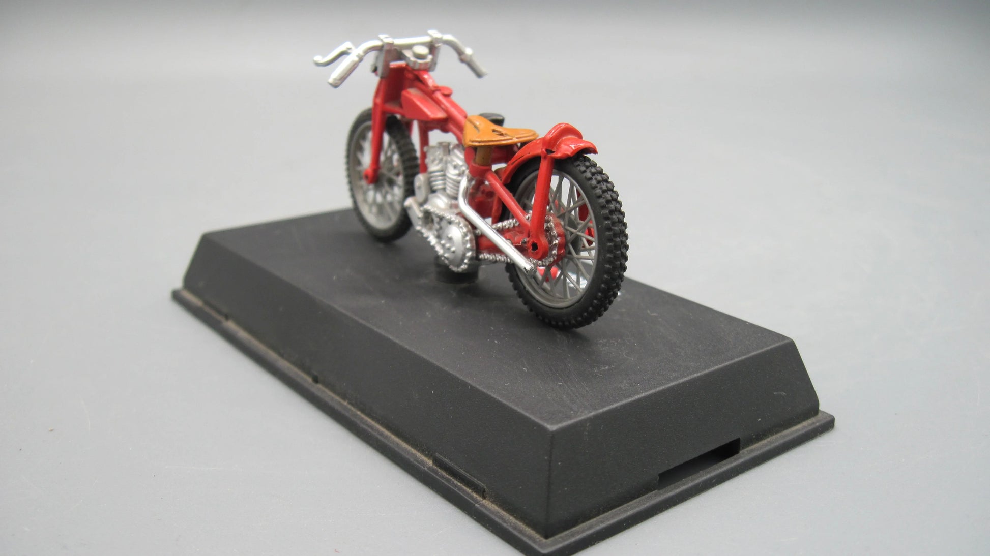 New-Ray   Indian Scout 1933 Red