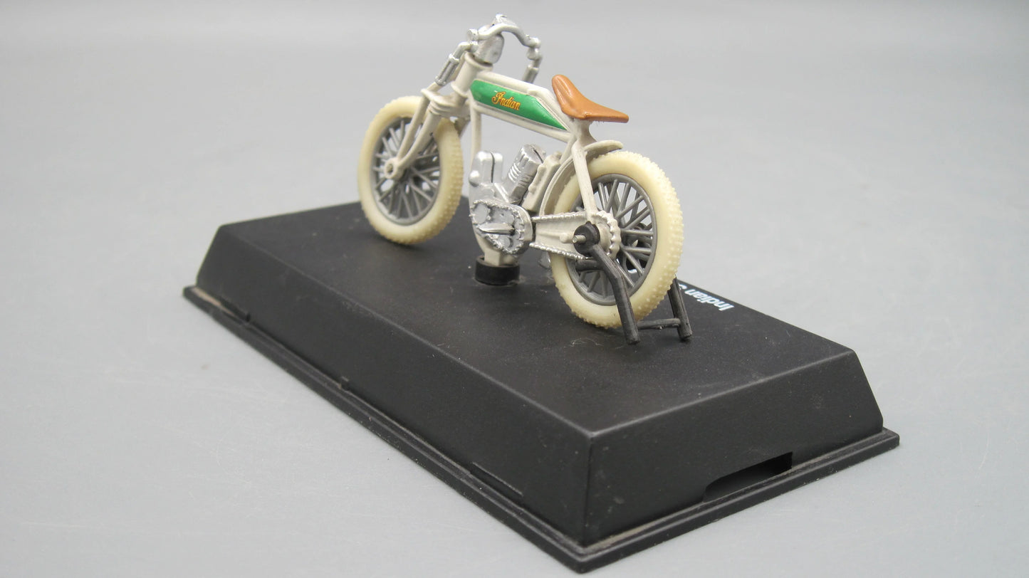 New-Ray   Indian Single Board-Track Racer 1914 Off white