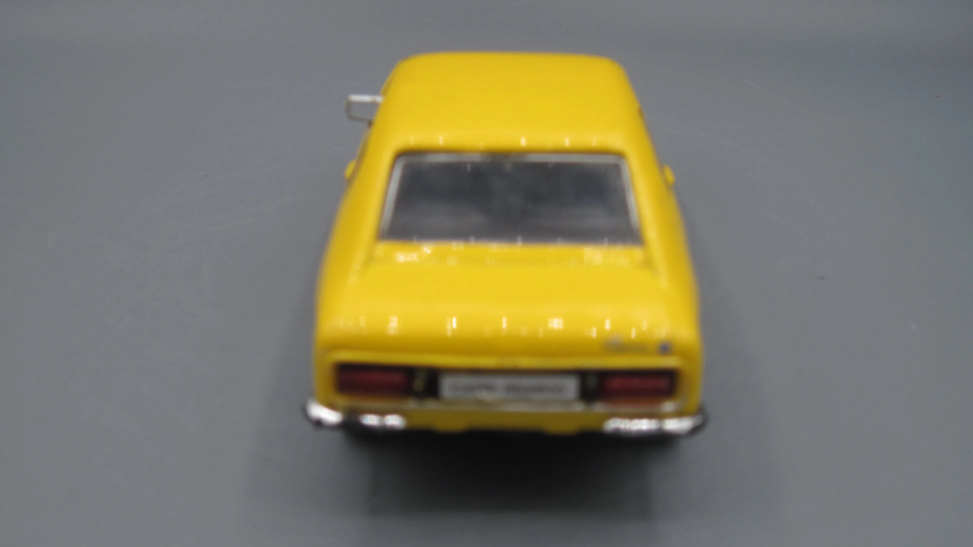 Bburago   Ford Capri RS2600 1970 Yellow
