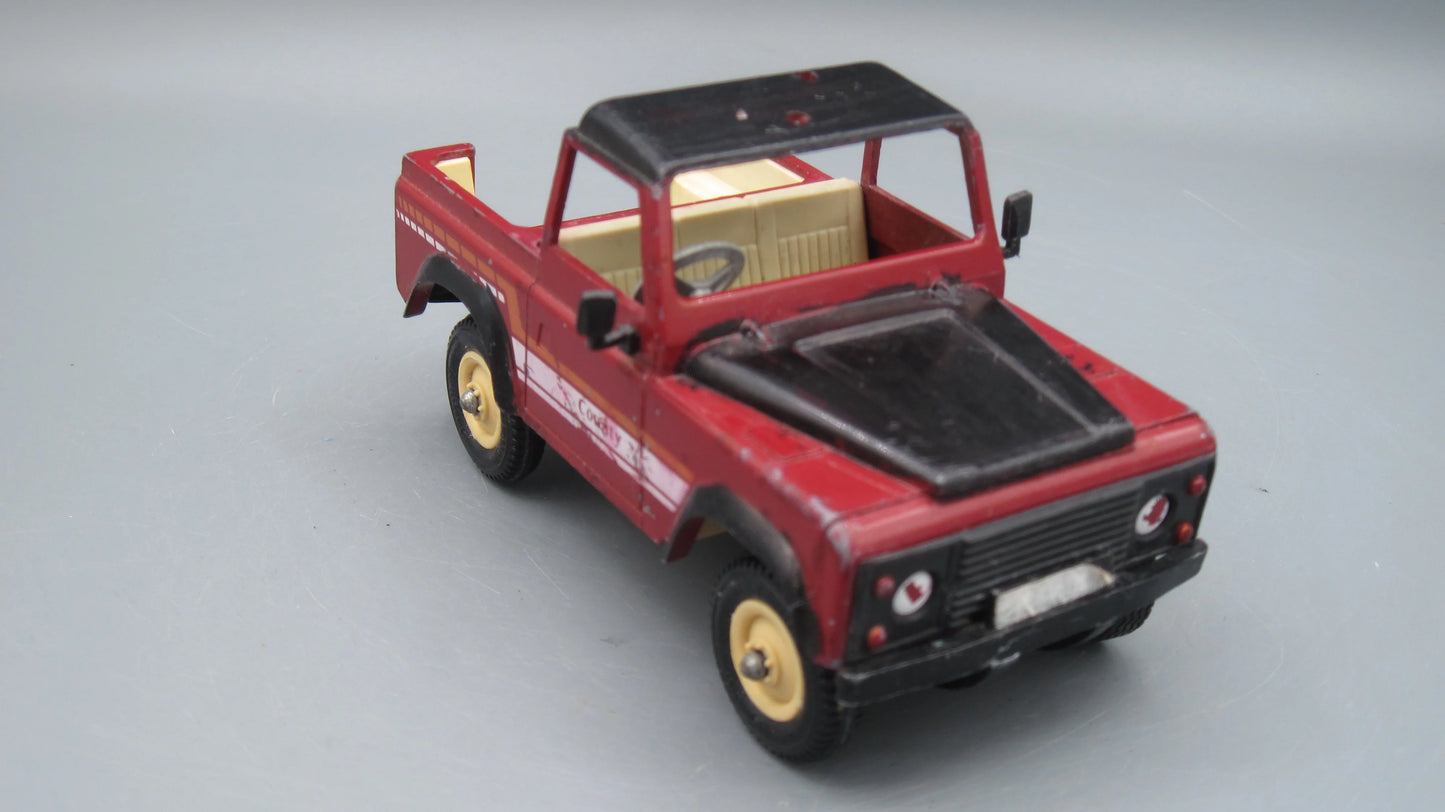 Britains   Land Rover 9650  Red