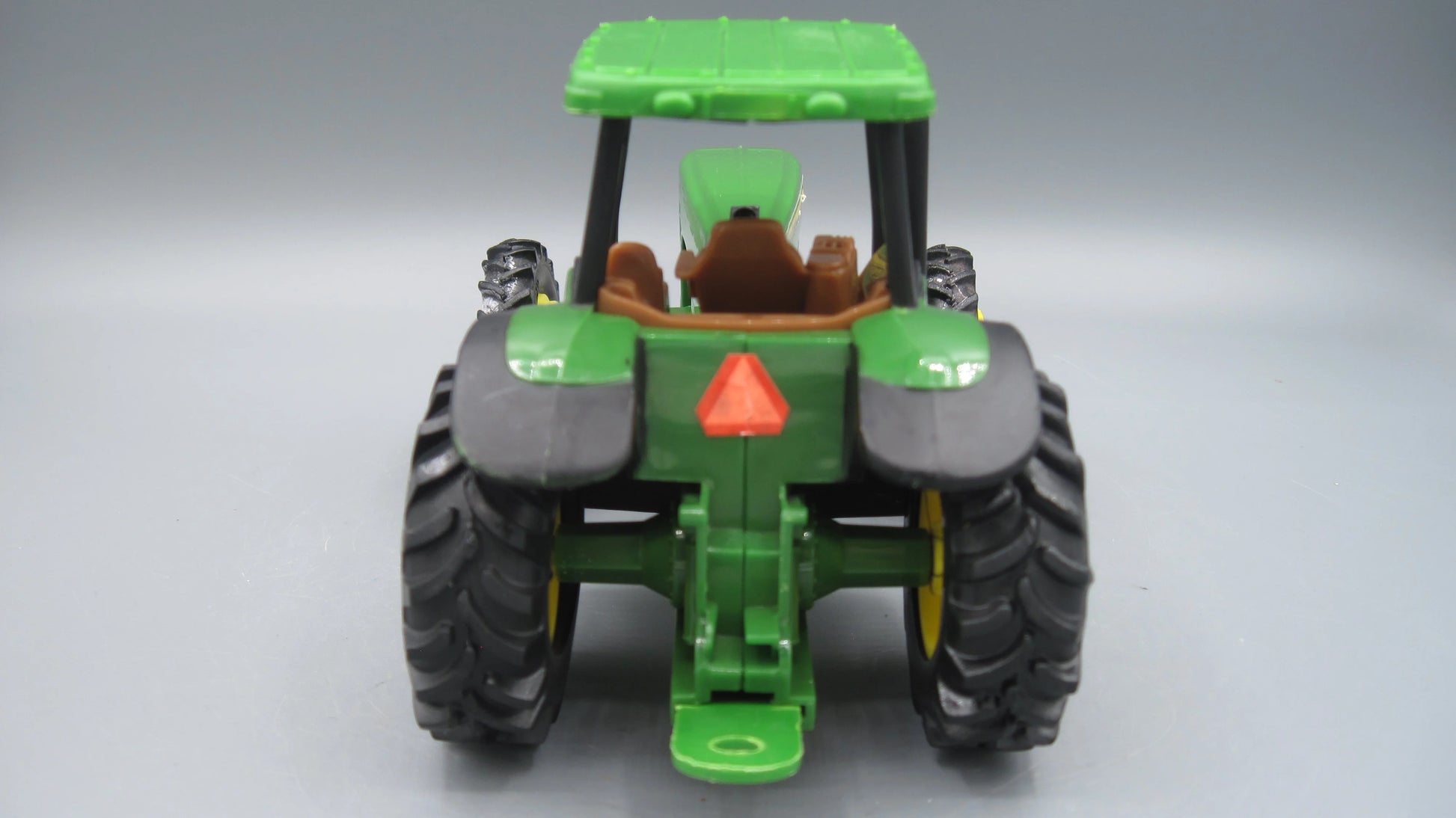 Britains   John Deere Farm Tractor  Green