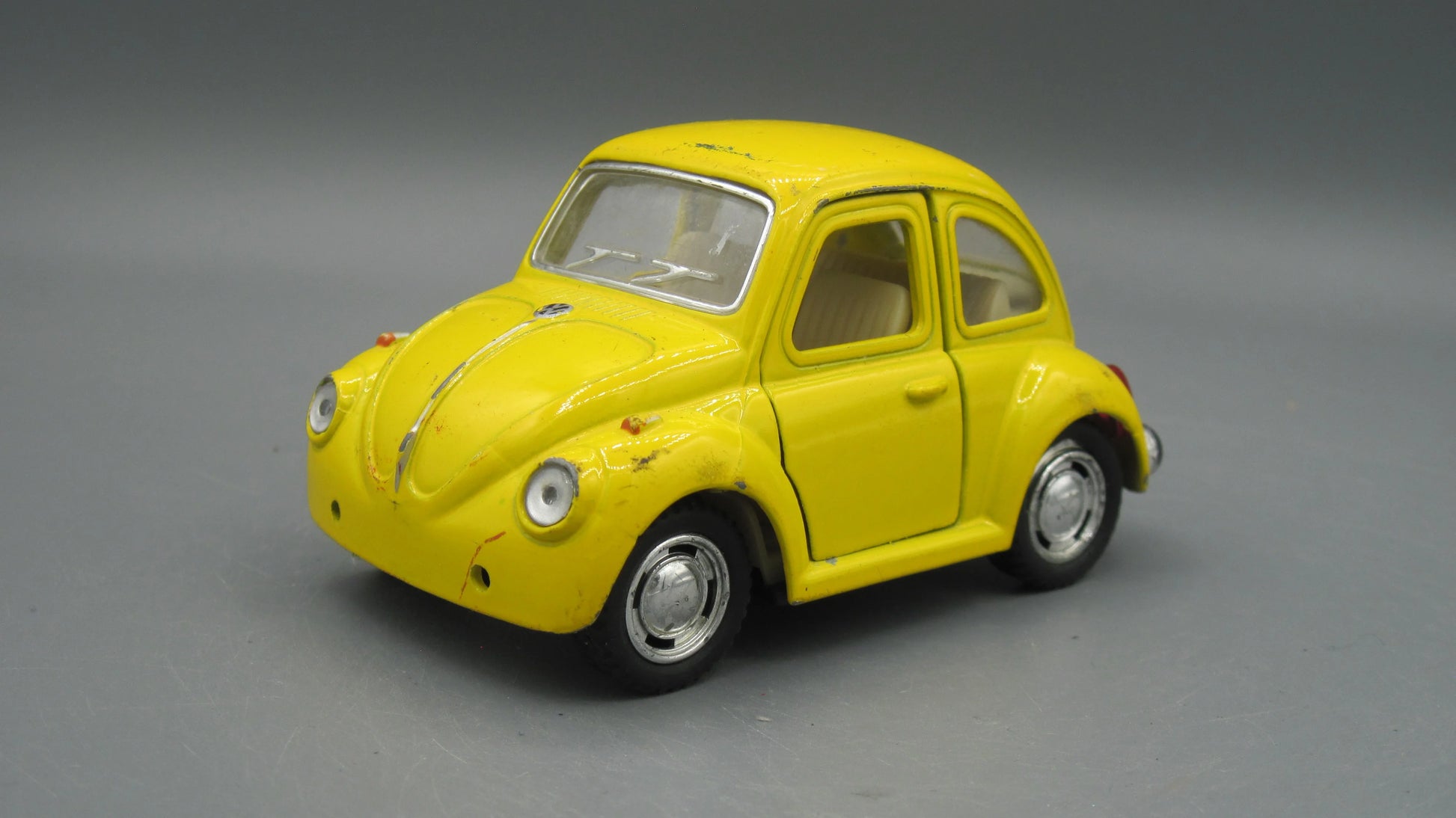 VolksWagen Classical Beetle 1967 Yellow