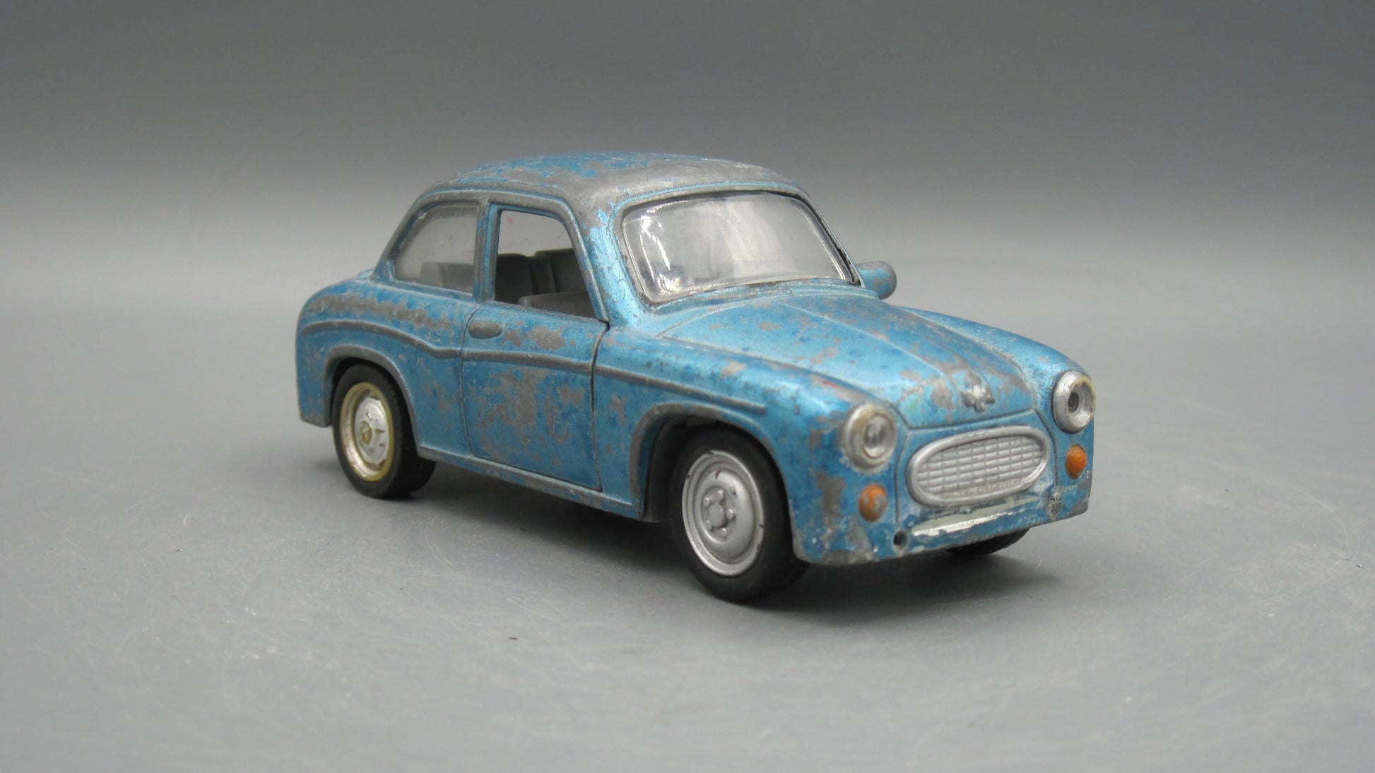 FSM Syrena 105L  Blue