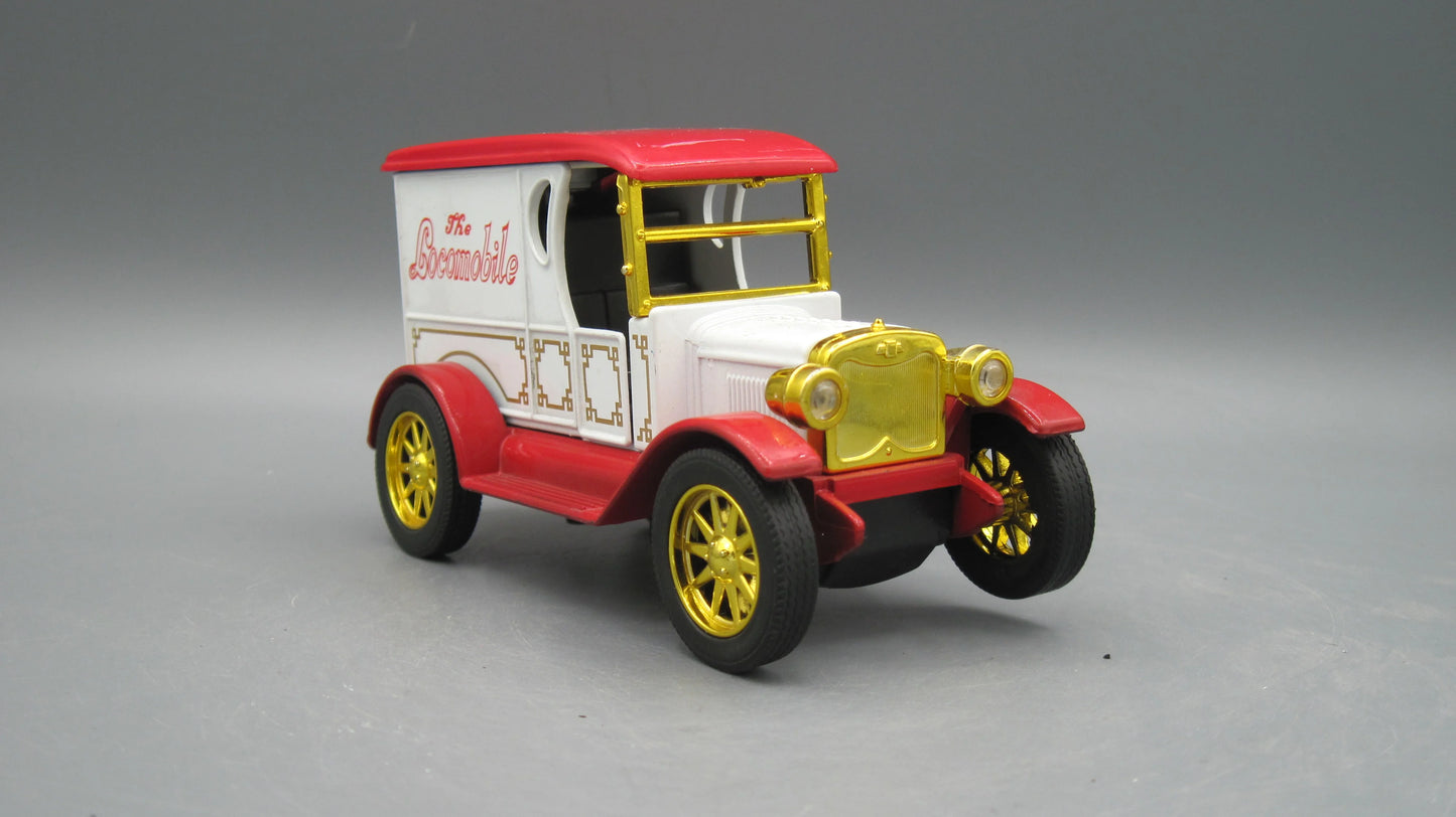 Locomobile Vintage Car  Red & White