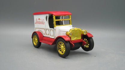 Locomobile Vintage Car  Red & White
