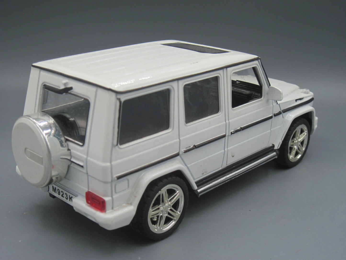 China   Mercedes-Benz G63 AMG SUV  White