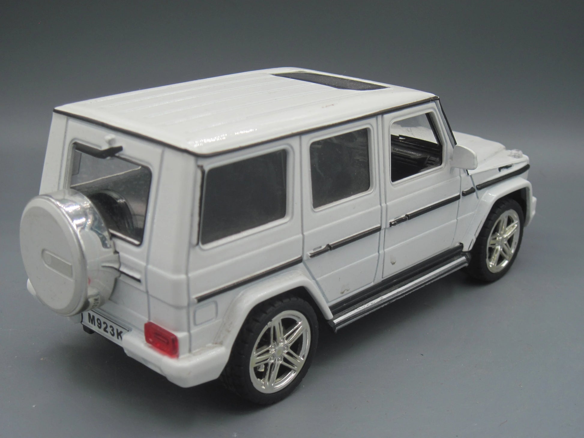 China   Mercedes-Benz G63 AMG SUV  White