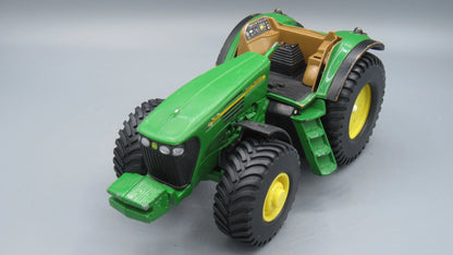 ERTL   John Deere 7920 Tractor  Green