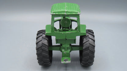 ERTL   John Deere Farm Tractor  Green